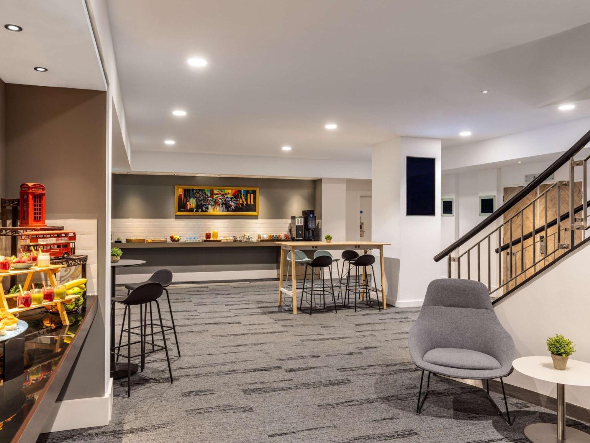 Hotel Novotel Tower Bridge 4*